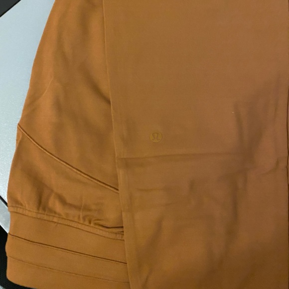 Lululemon Joggers - Picture 3 of 3